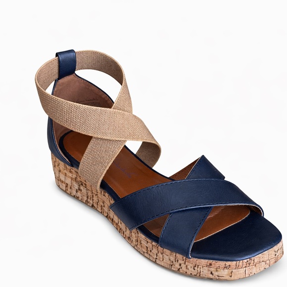 Gloria Vanderbilt Shoes - Gloria Vanderbilt Brooks Wedge Sandals Blue Cork Platform Women’s 6